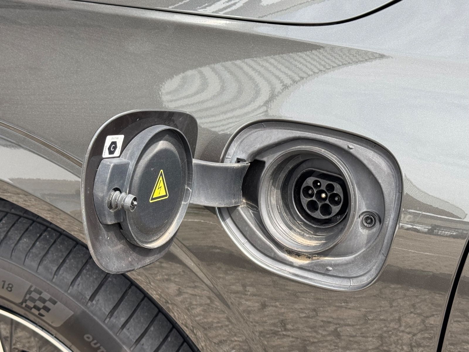 Fahrzeugabbildung Volvo XC60 Inscription Recharge/360°Cam/AHK/PANO/Navi/
