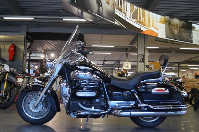 Triumph Rocket III 3 Touring + Extras