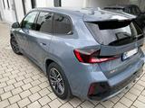 BMW iX1 eDrive20 Jahreswagen AHK Sportpaket StormBay - BMW iX1 von privat