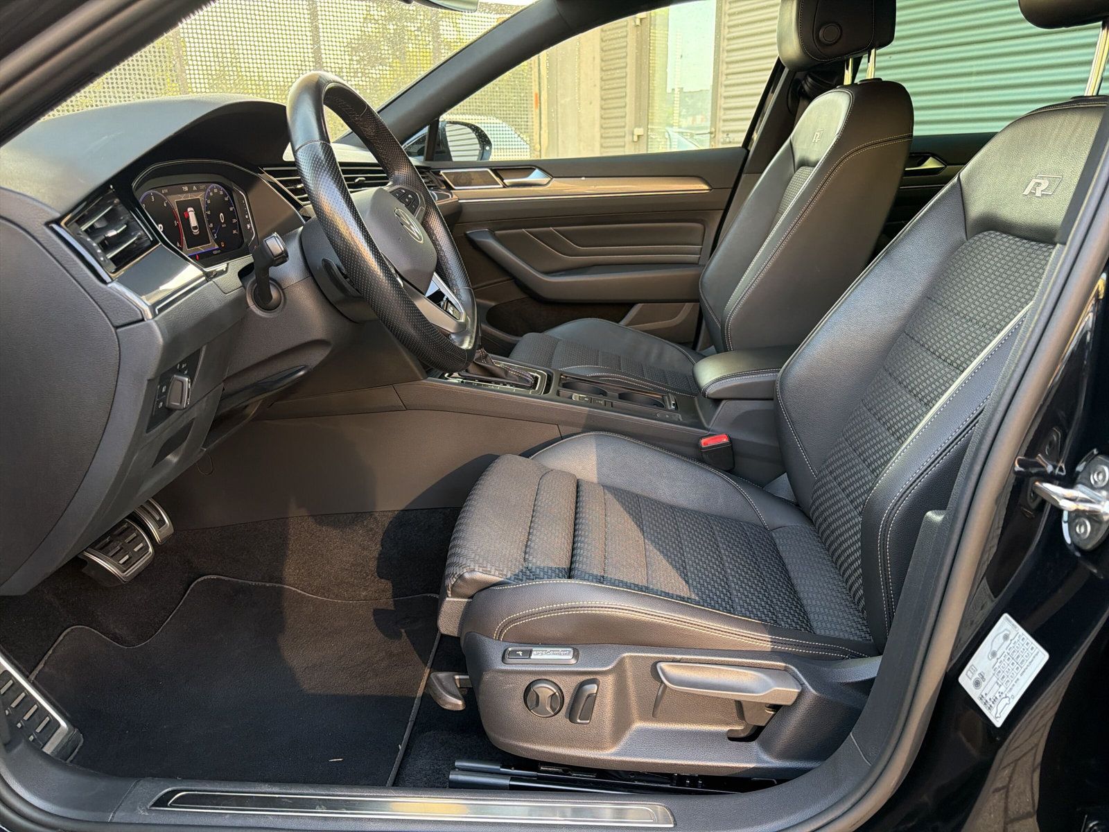 Volkswagen Passat Variant - Bild 12
