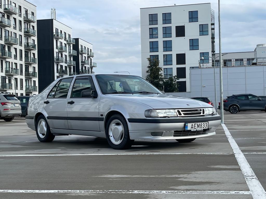 Saab 9000