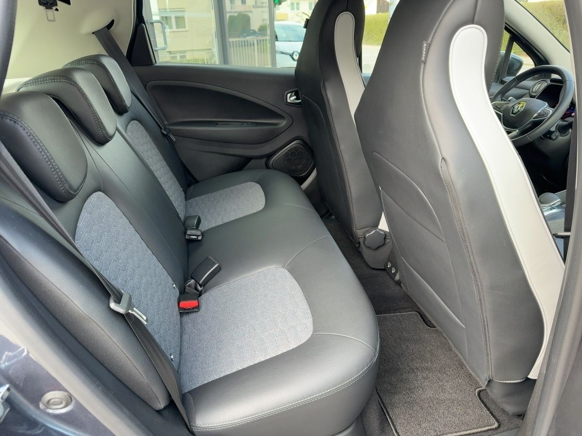 Fahrzeugabbildung Renault ZOE Intens R135 Z.E 50 inkl Batt EPH Kamera Navi