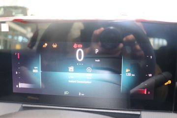 Fotografie 10 des Opel Astra 1.2 Turbo Automatik GS Tech + Komfort Pake