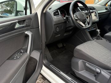 Volkswagen Tiguan - 7