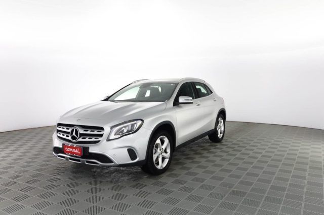 Mercedes-Benz MERCEDES-BENZ CLA sse GLA GLA 200 CDI/d Automati