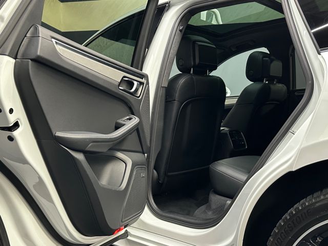 R.W. Exclusive Cars