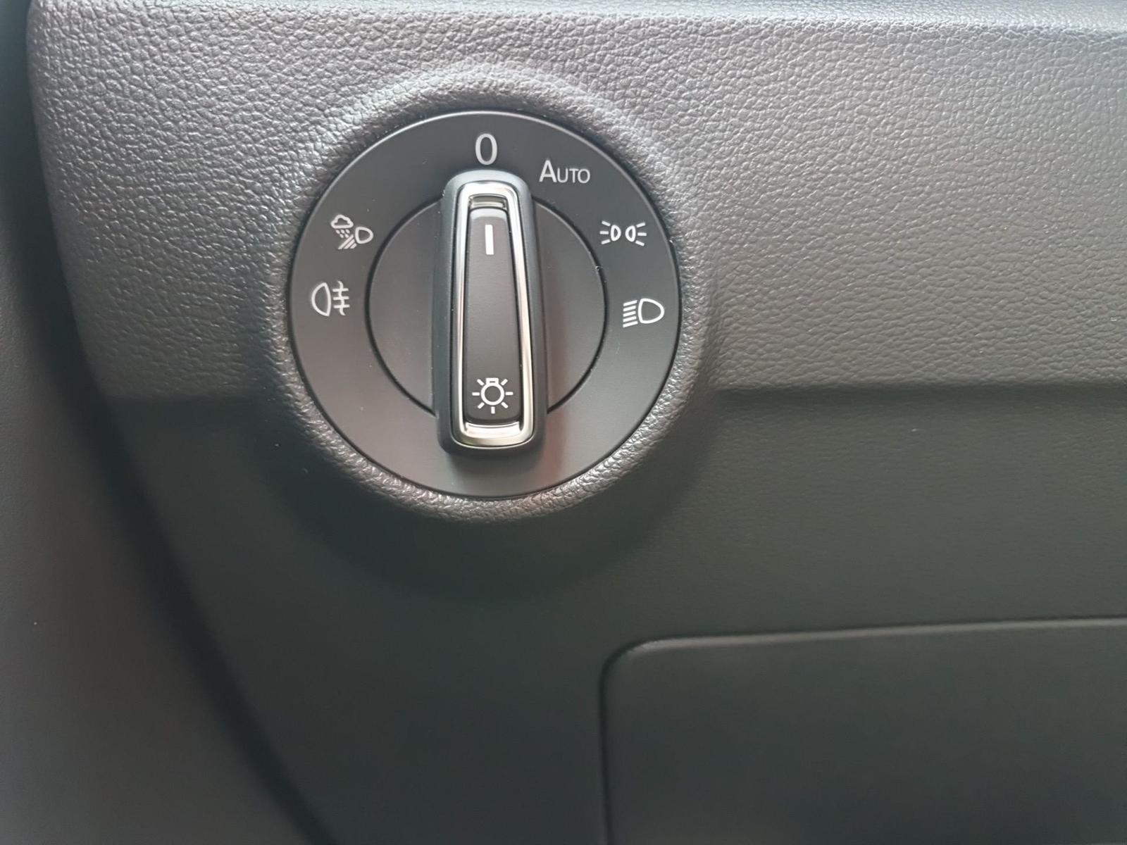 Volkswagen T-Roc R-Line *NAVI*MATRIX*AHK*KAMERA*BLACKSTYLE*, миниатюра 8