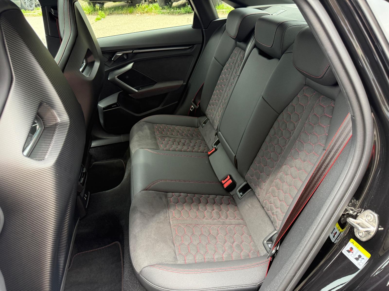 Audi RS 3 Limousine/Individual/Schalensitz/Pano/Sport – 11