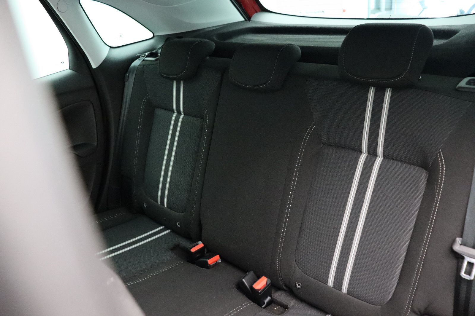 Fahrzeugabbildung Opel Crossland 1.2 Elegance AHK/LED/DAB/AppleCP/RK