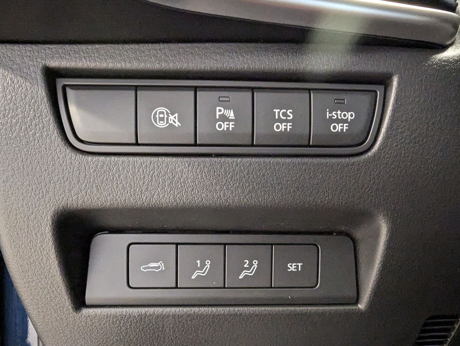 MAZDA CX-80 3.3L E-SKYACTIV D 254 HOMURA+ 7-Sitze Pano - Image 29