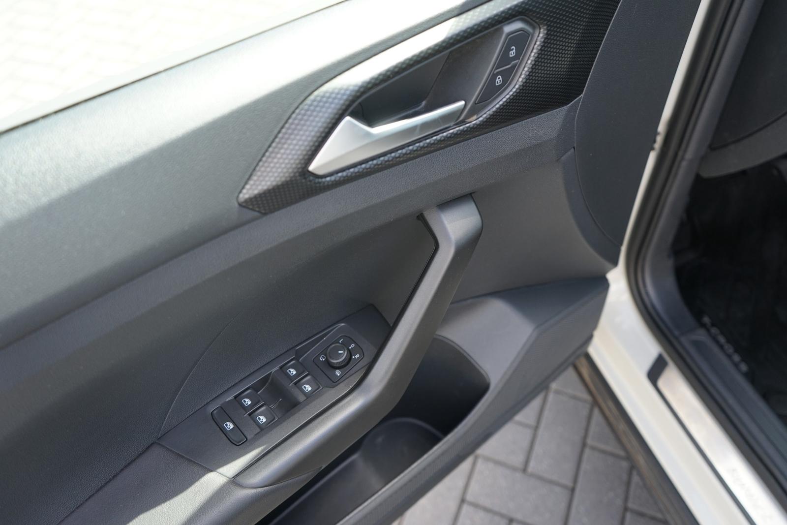 Volkswagen T-Cross 1.0 TSI AAC SHZ AppConnect, миниатюра 16
