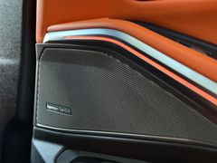 BMW M3 xDrive Competition/ H&K/ BICOLOR/ CARBON SEAT BMW M3 xDrive Competition/ H&K/ BICOLOR/ CARBON SEAT