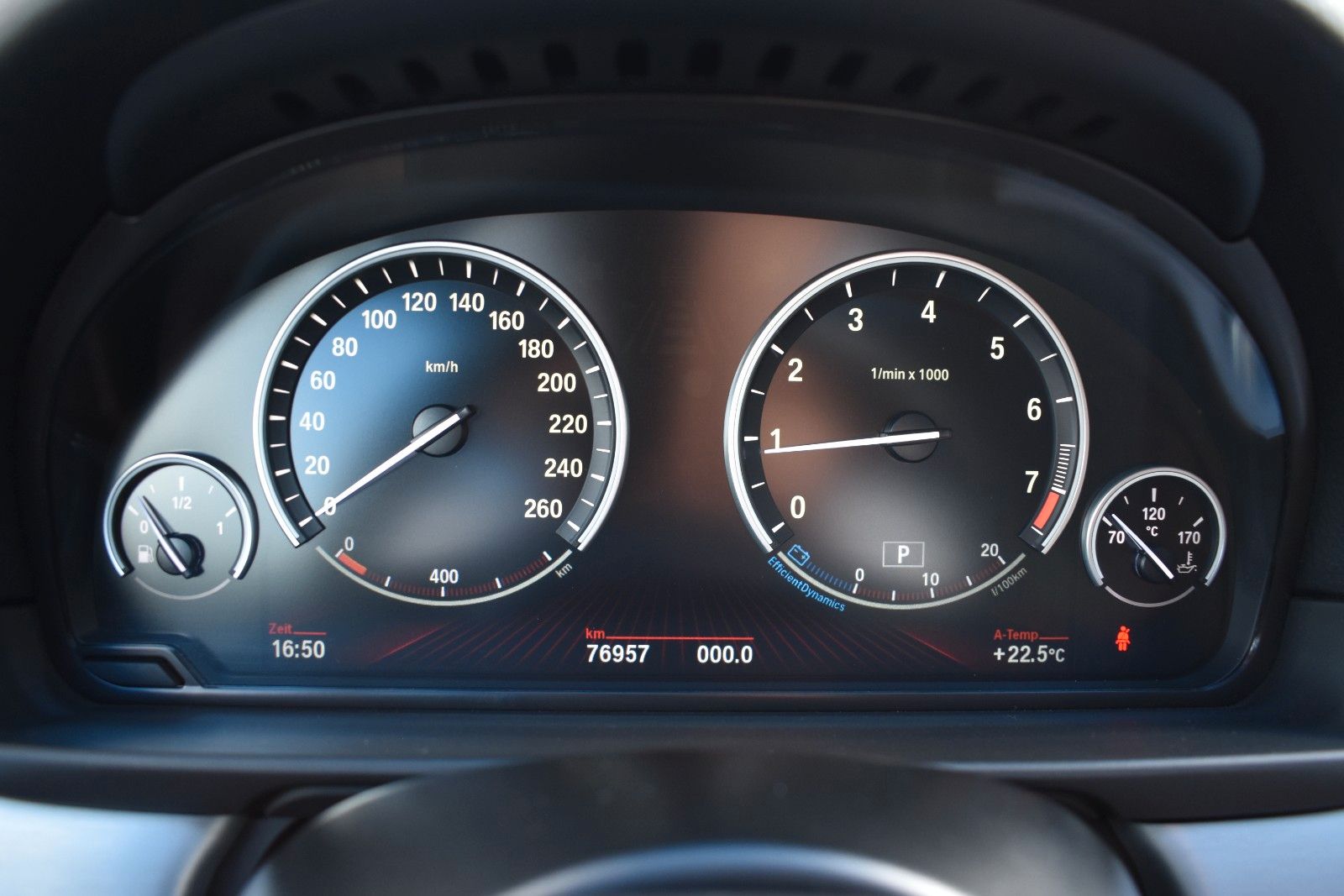Fahrzeugabbildung BMW 520i Limo Autom. Navi Leder Xenon AHK GSD