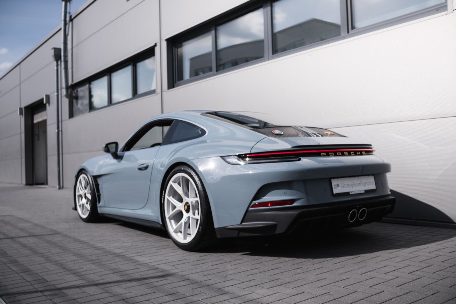 Fahrzeugabbildung Porsche 992/911 S/T-Heritage-Lift-LED-Kamera-BOSE-90Ltr.