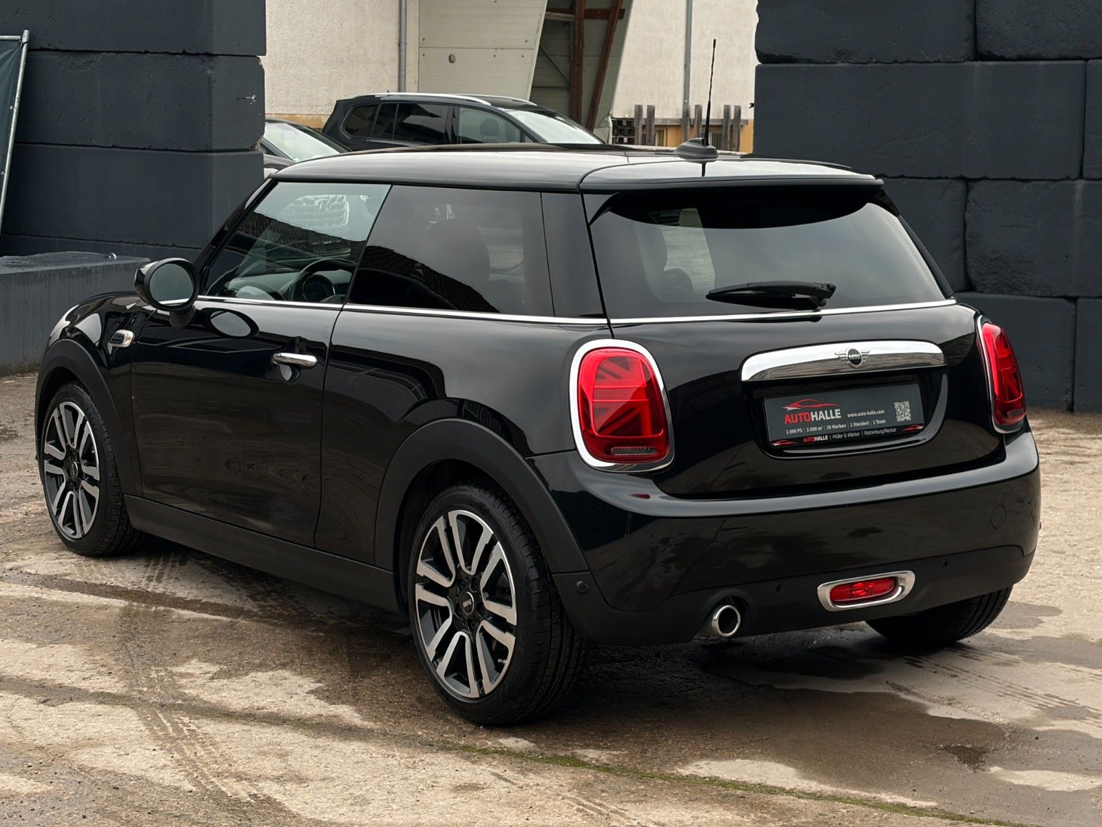 Fahrzeugabbildung MINI Cooper F56 Autom Chili Leder CarPlay Tempo. PDC