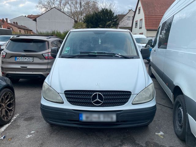 Mercedes-Benz Mercedes vito 111 cdi Mit Motor problem ke...