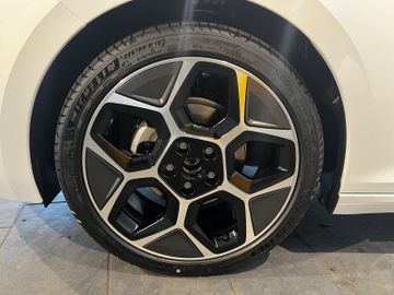 Bild 8 Opel Astra 1.2 Turbo 96kW GS Auto