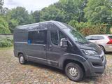 Peugeot Boxer - schwarze Peugeot Boxer