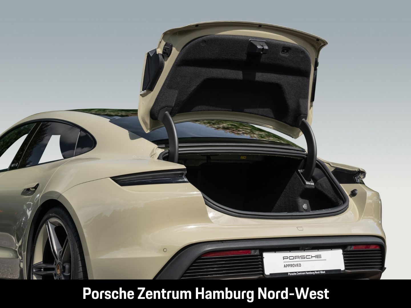 Porsche Taycan GTS InnoDrive Head-Up BOSE PSCB 21-Zoll foto 21