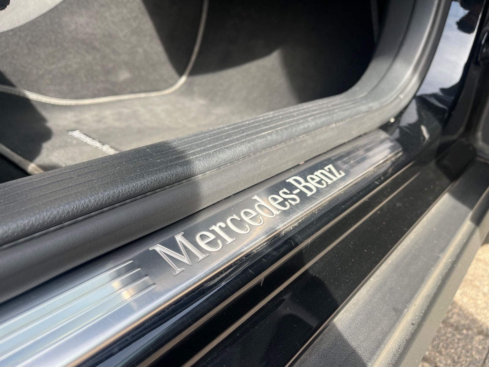Mercedes-Benz GLA 180 Automatik-Navi-LED-PDC-Sportsitze – Bild 25