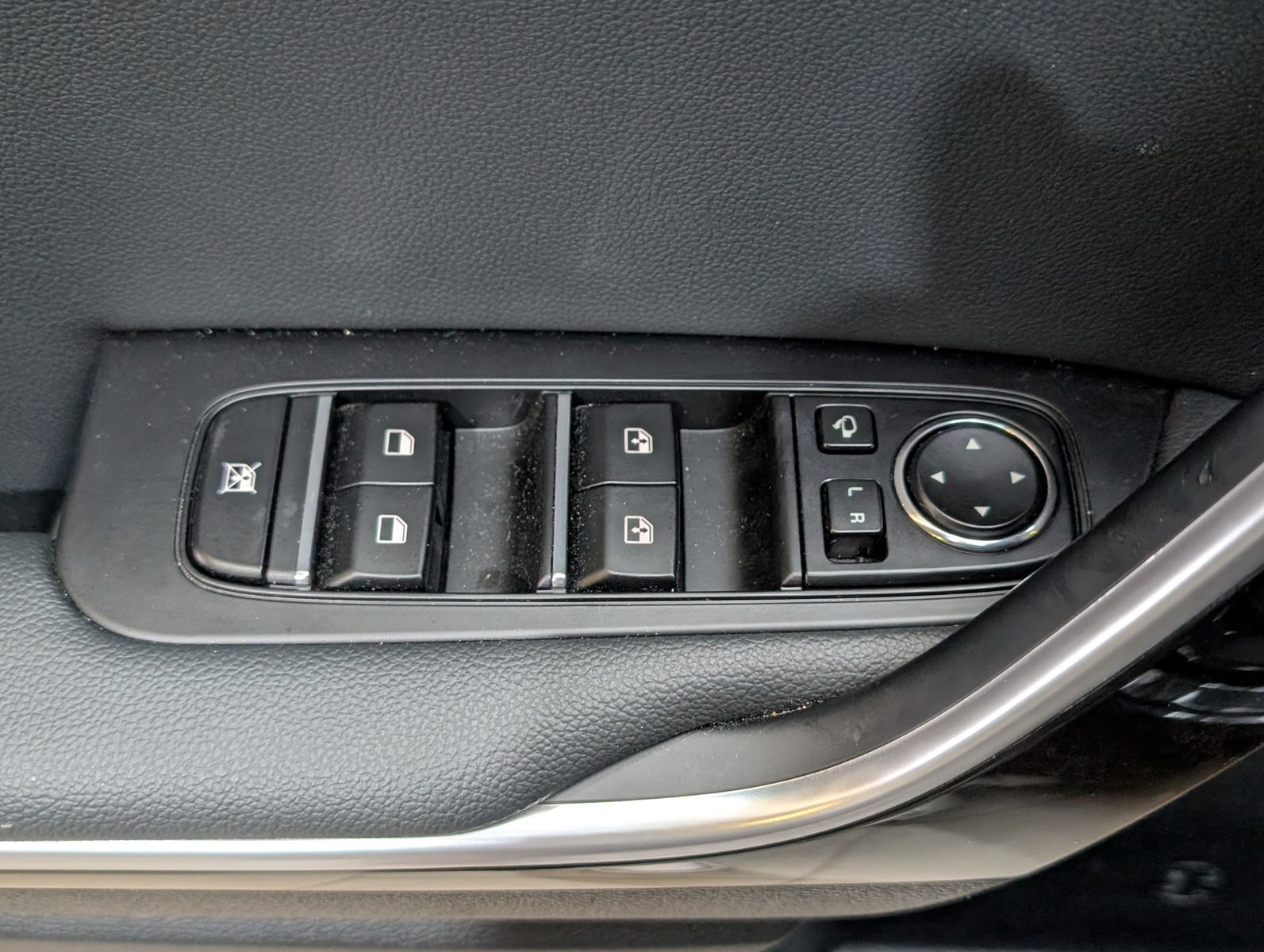 Fahrzeugabbildung Kia cee'd / Ceed 1.5 DCT Spirit JBL Temp LED Cam ACC