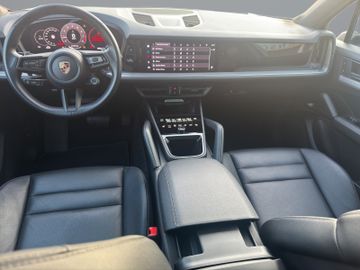 Porsche Cayenne - 10
