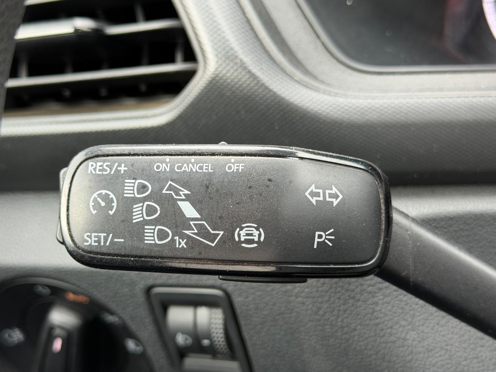 Volkswagen T-Cross Basis