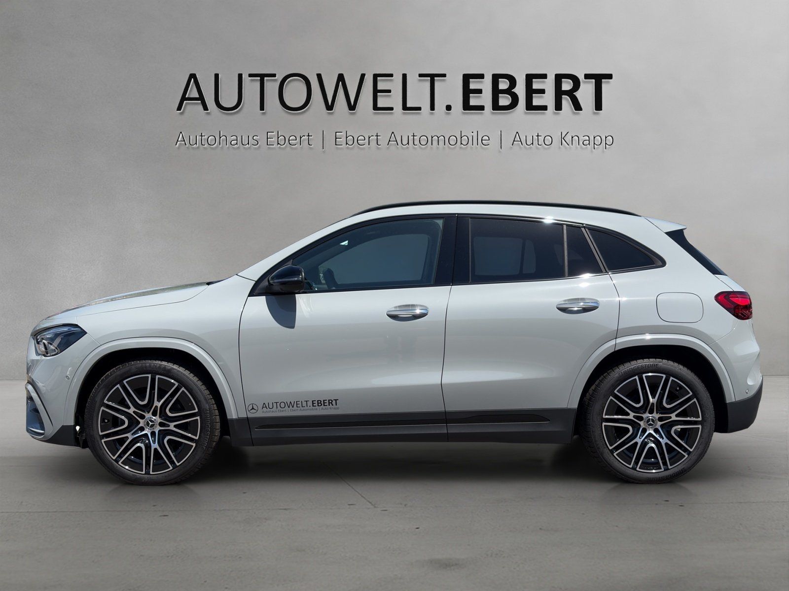 Fahrzeugabbildung Mercedes-Benz GLA 200 AMG 360° Distr Burm AHK Pano Sitzklima