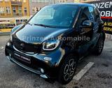 Smart ForTwo*Aut*Pano*R.Cam*Navi*Led*Sitzhzg*Apple*JBL - Smart Gebrauchtwagen von 2015
