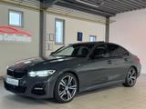 BMW 330 i M Sport SAG*Live Navi Pro+HUD+H&K+GSHD*BRD - BMW 330: 5 Türen