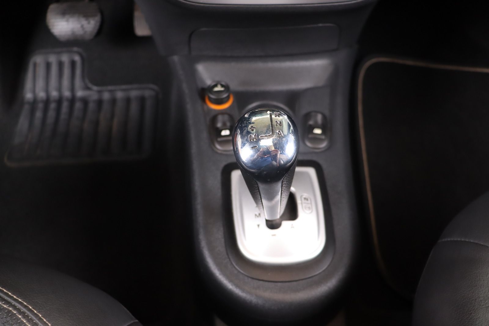 Fahrzeugabbildung Citroën C3 Pluriel 1.6 16V * Leder * Tempomat