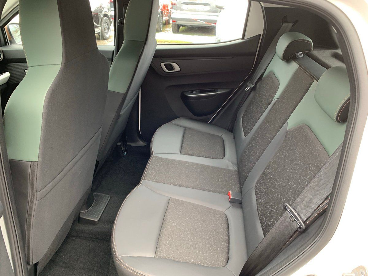 Dacia Spring - Bild 11