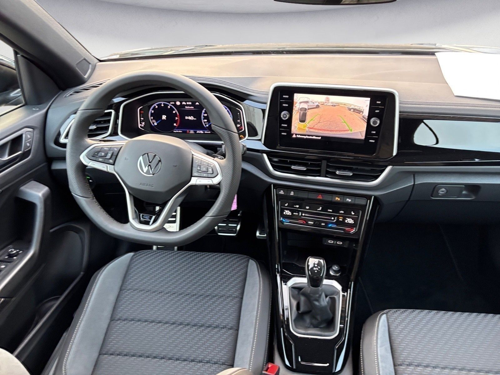 Volkswagen T-Roc - Bild 8