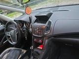 Opel Zafira  1.6 Turbo / 8Fach/ TÜV 02.26/... - Opel Zafira von privat