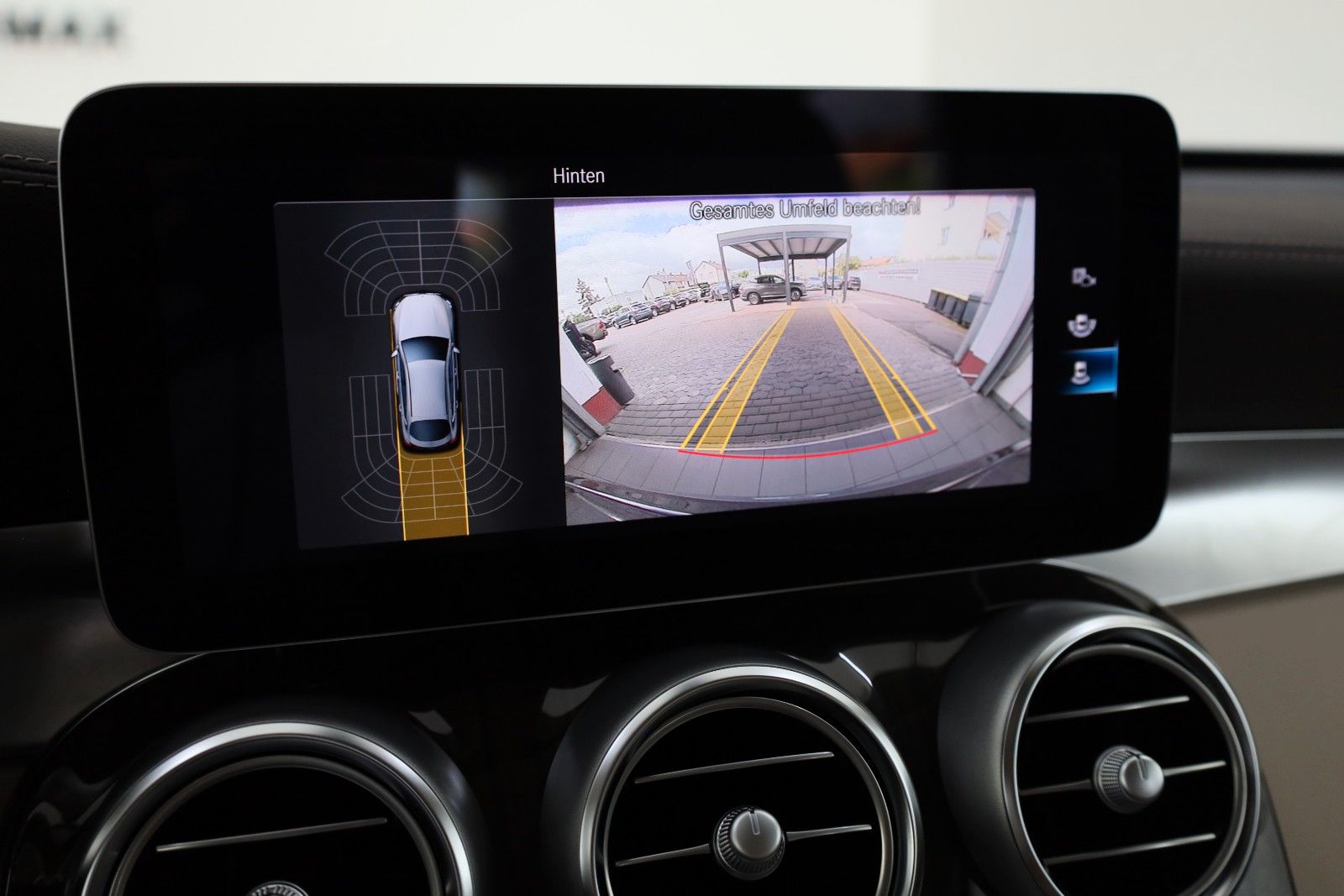 Fahrzeugabbildung Mercedes-Benz GLC 300e 4M Coupe,Sitzlüftung,Leder,Navi,Kamera