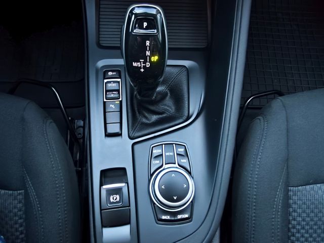 BMW X1 sDrive 18 d*LED*AHK*Navi*SHZ*Kamera*PDC*