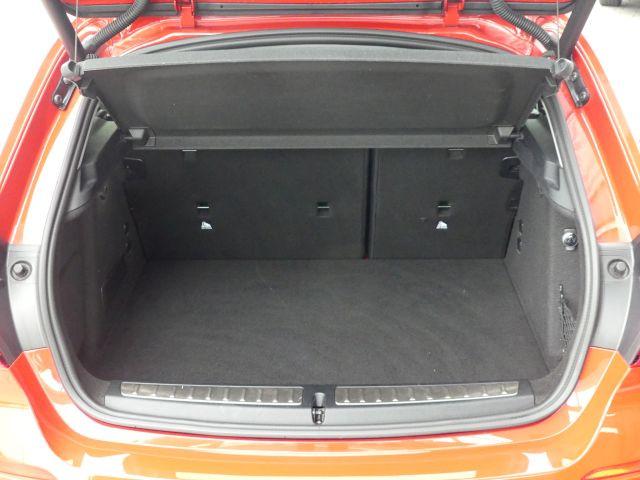 BMW 118 i Advant. NAVI°LED-Sw°Parkass.+Rfcam°2xSpur, миниатюра 7