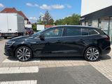 Renault Megane Grandtour INTENS E-TECH Plug-in 160 +GJR+ - Renault Megane: 16