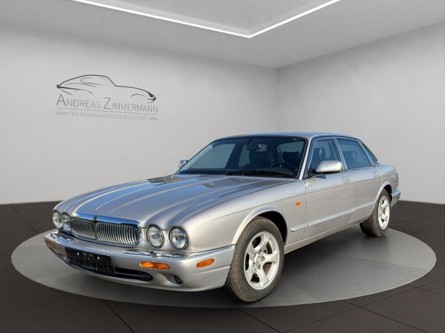 Jaguar XJ Executive 3.2 TOP-ZUSTAND! SEHR WENIG KM!