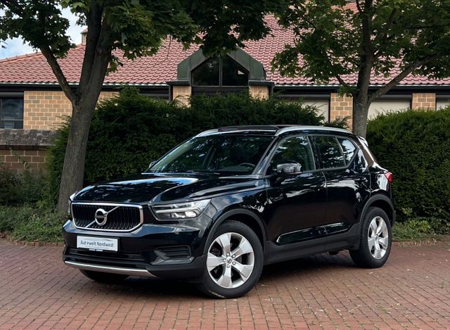 Volvo XC 40 Momentum 2WD Aut.|PANORAMA|Navi|LED!