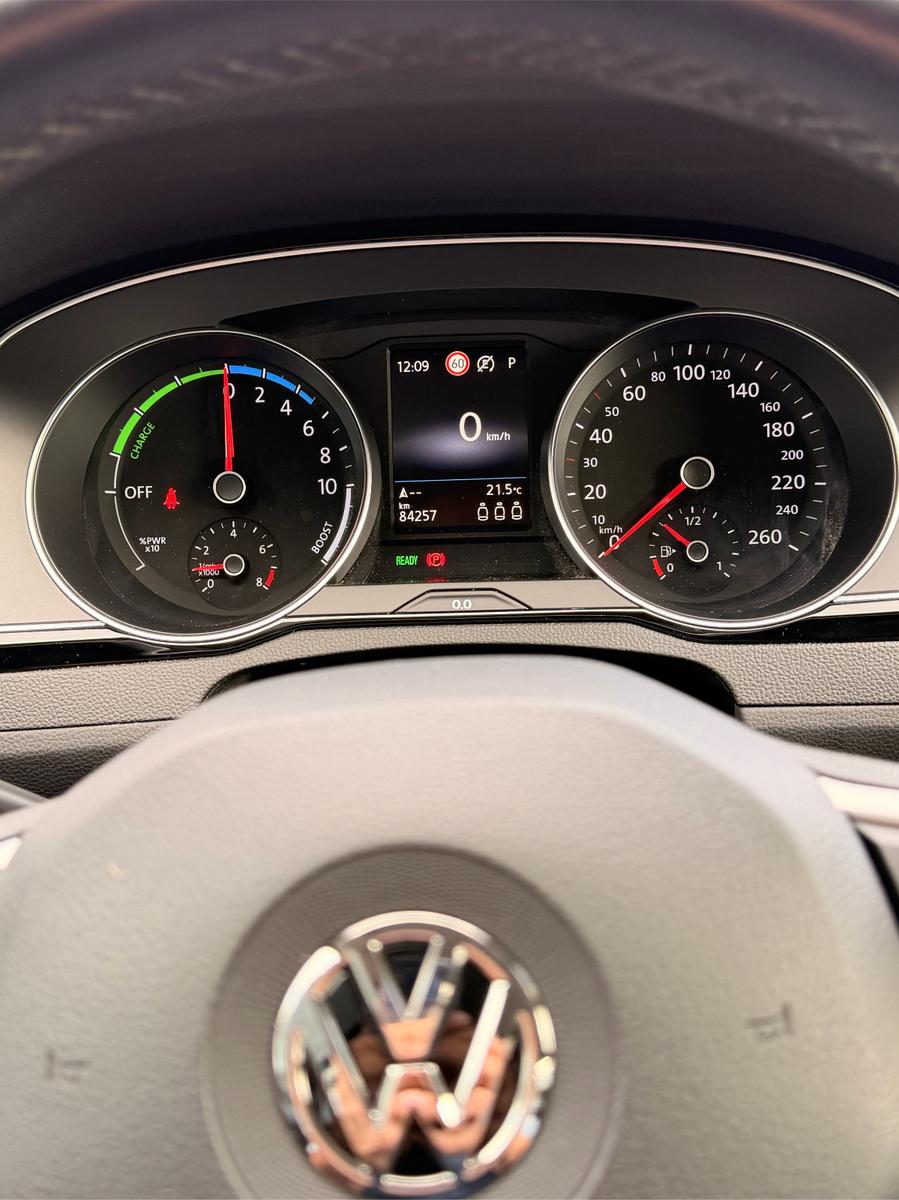 Volkswagen VW Passat Variant GTE - umfangreiche Ausstattung