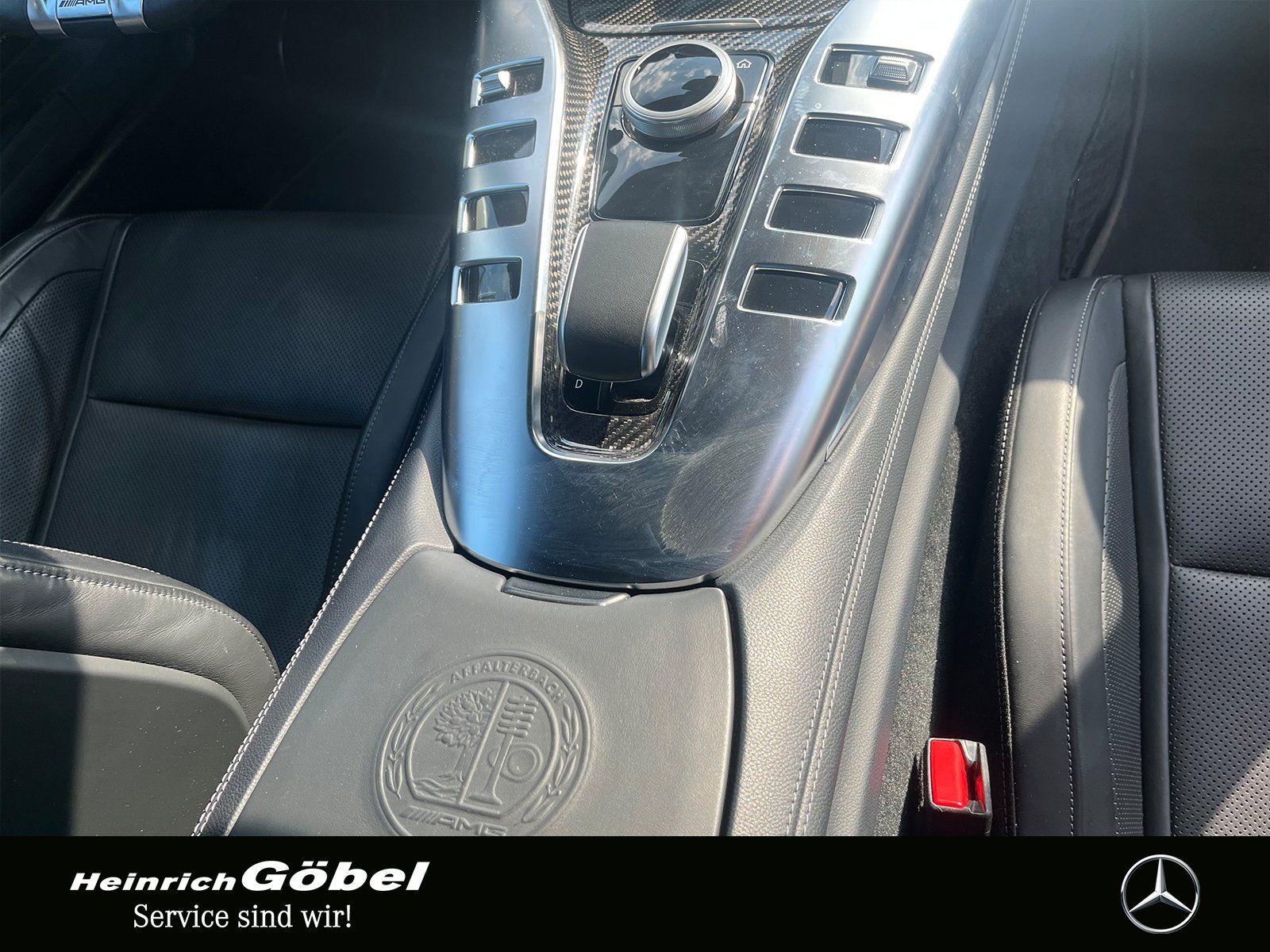Fahrzeugabbildung Mercedes-Benz Mercedes-AMG GT S DISTRONIC NAVI LED BURMESTER