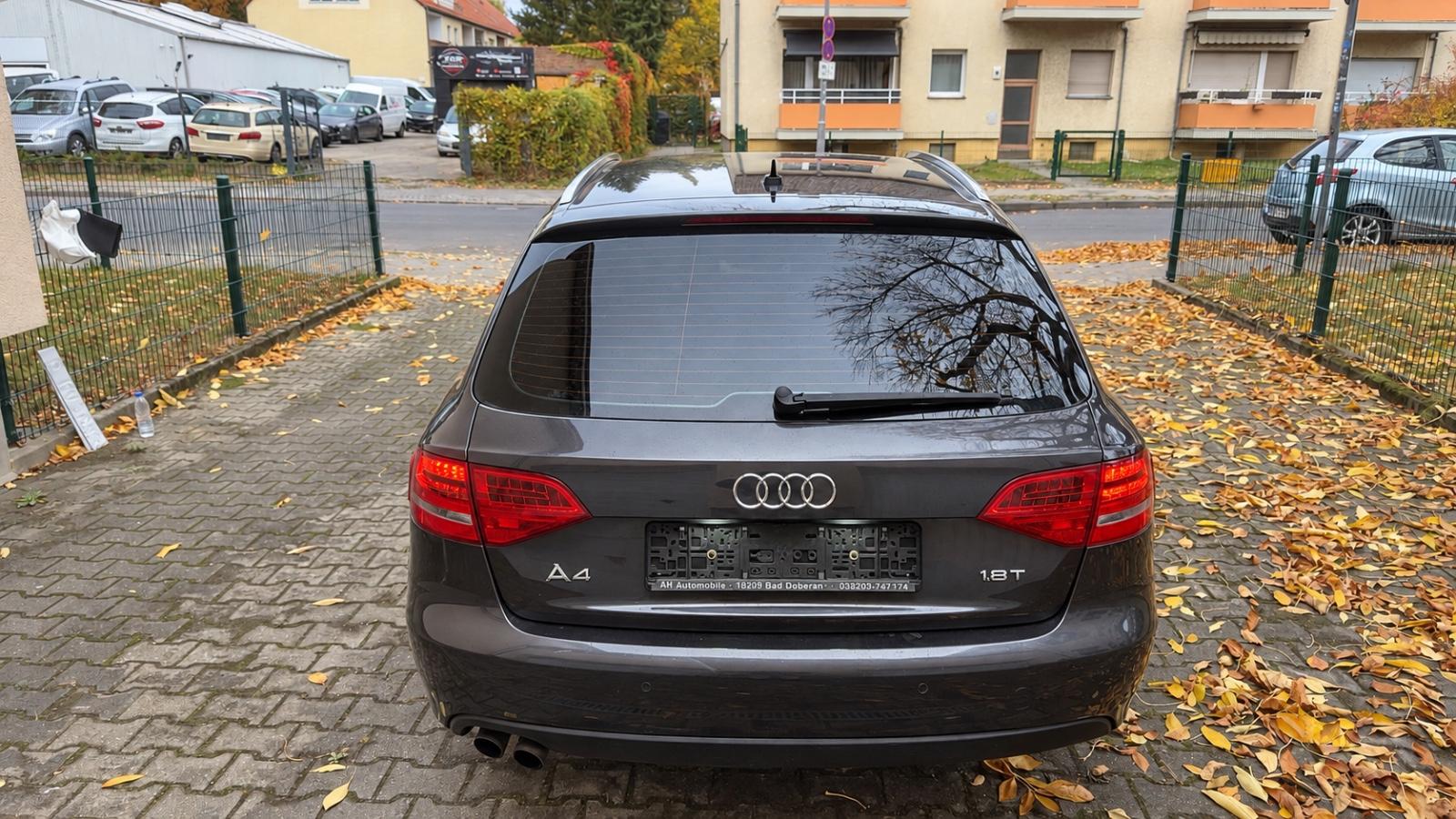 Audi A4 2009 — photo 5