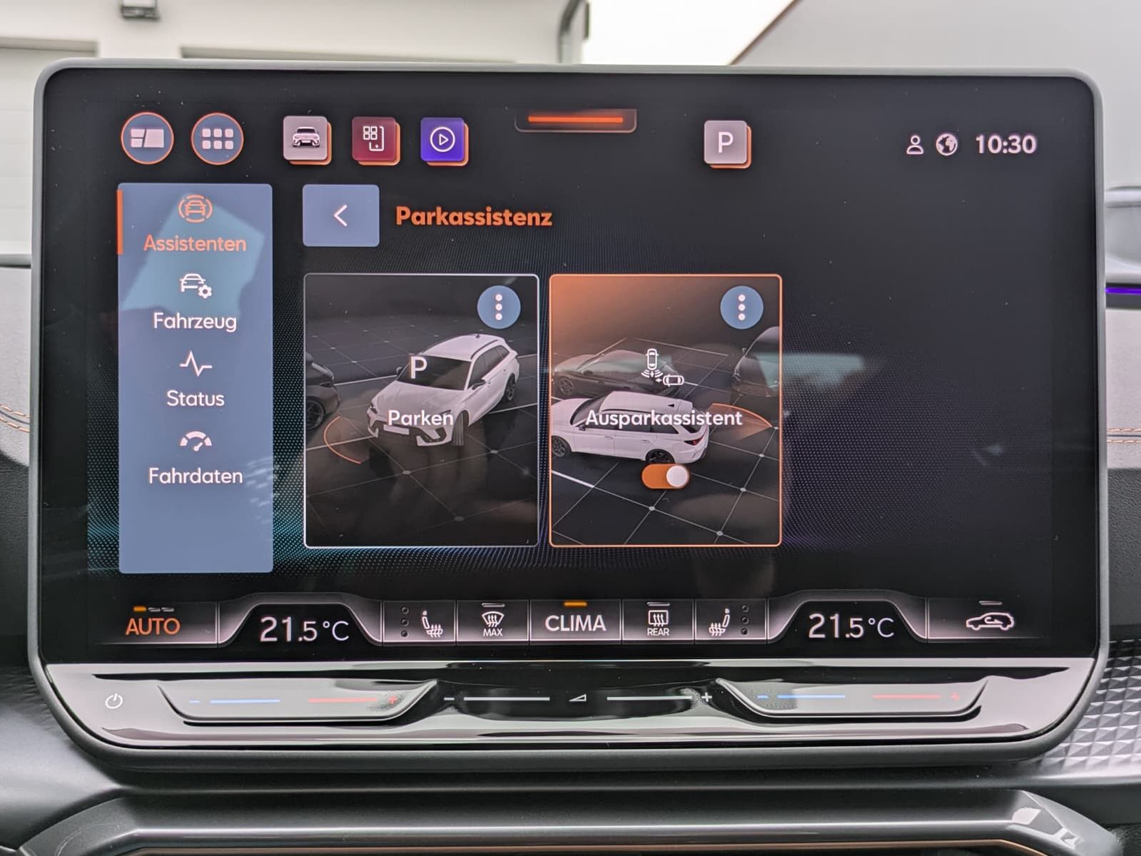 Fahrzeugabbildung CUPRA Leon 1.5 eTSI EDGE MATRIX*ACC*KAM*18"5JGARANTIE