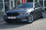 BMW 330dA Sport Line LED Navi Panorama ACC Totwinkel - BMW 330 in Erfurt