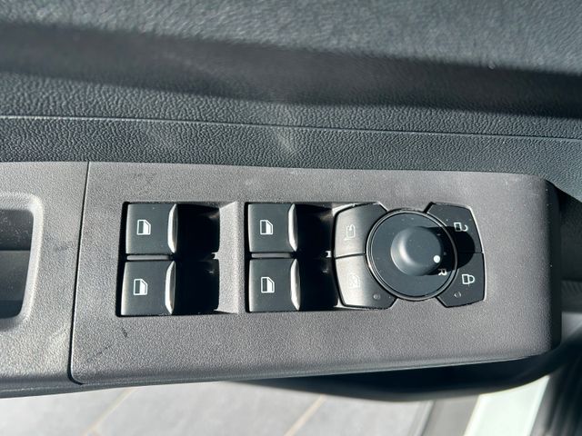 Ford Tourneo Courier Titanium AHK