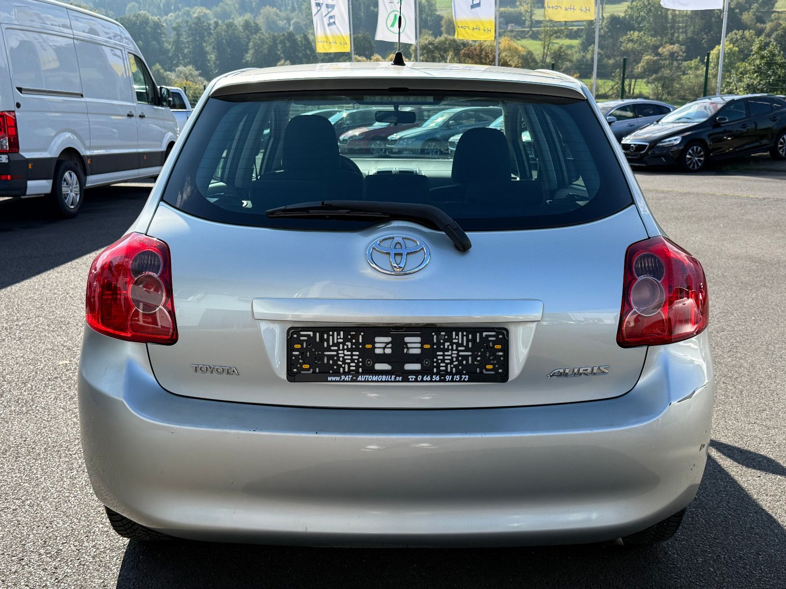 Fahrzeugabbildung Toyota Auris Life Klimaautomatik 2-Hand