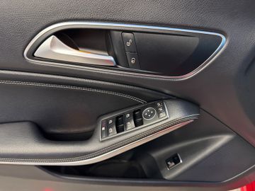 MYAUTOCENTER – Gebraucht- und Jahreswagen mit Werkstattservice in Pfaffenhofen Mercedes-Benz CLA Shooting Brake CLA 180 *AMG*Navi*AHK*
