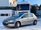 Peugeot 307 Diesel  AHK  Winterreifen EURO 4 - Peugeot 307 mit Diesel-Antrieb: Limousine