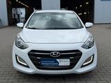 Hyundai i30 blue Trend Garantie *Navi *Kamera*Lenkrad Hz - Hyundai i30 Gebrauchtwagen in Aachen